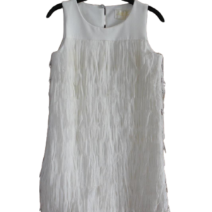 Robe de fille en blanc